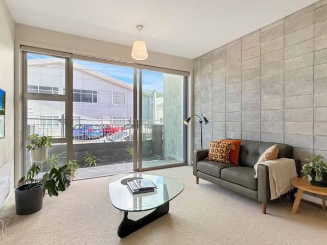 Apartment for rent in Days Bay, Wellington