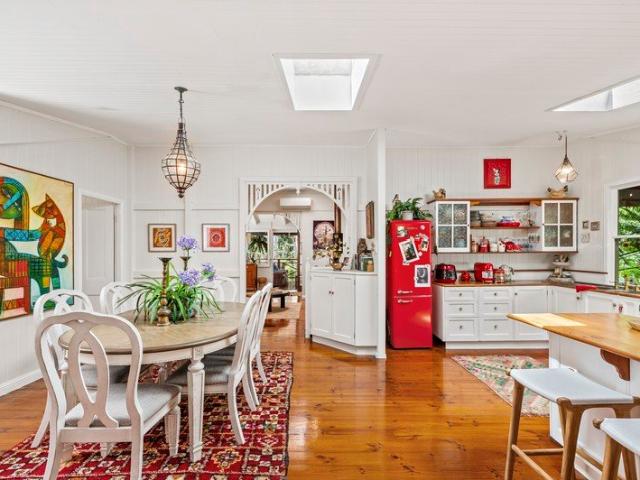 House for sale in Tamborine Mountain, Queensland