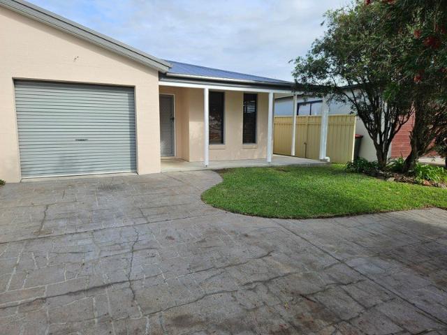 Duplex for rent in Worrigee, New South Wales