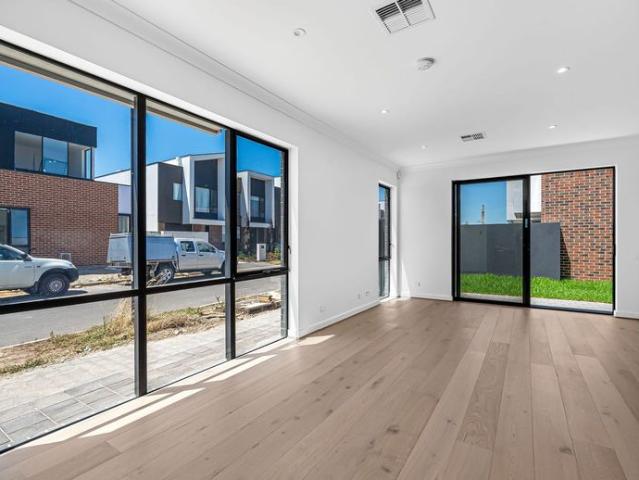 Townhouse for rent in Horseshoe Creek, South Australia
