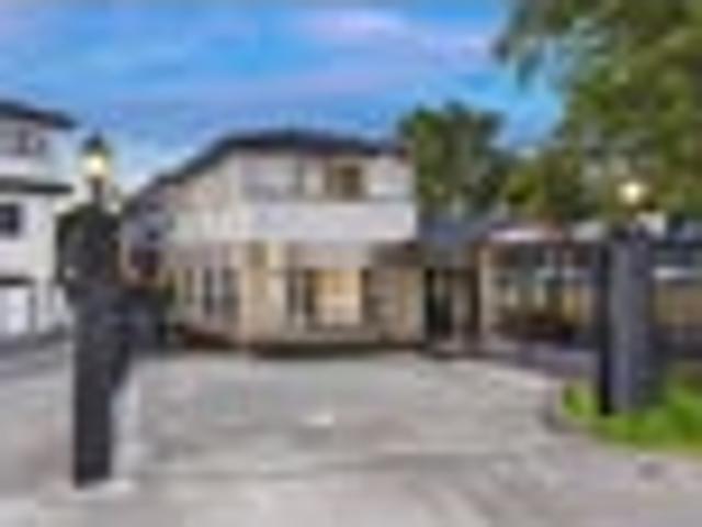 House for sale in Owhata, Oroua County