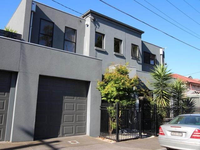 Townhouse for rent in Camerons Creek, Victoria