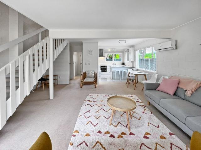 Townhouse for rent in Days Bay, Wellington