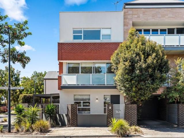 Townhouse for sale in Horseshoe Creek, South Australia