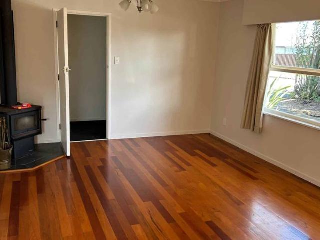 House for rent in Papakura