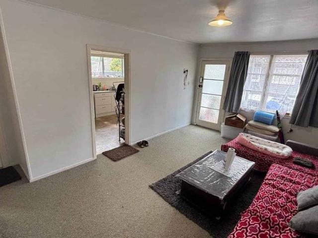 House for rent in Panmure, Oroua County