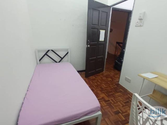 Room for rent in Petaling, Damansara Damai