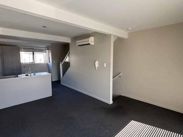 Apartment for rent in Heathcote, Canterbury
