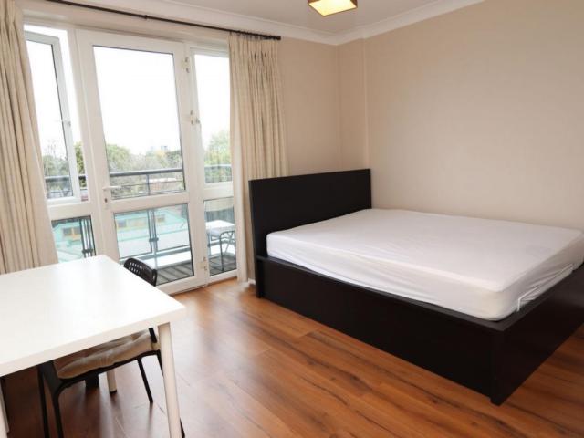 Room for rent in St. George in the East, Wapping