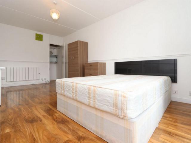 Room for rent in Kensal Town, Maida Vale