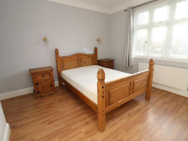 Room for rent in London Borough of Ealing, Greater London
