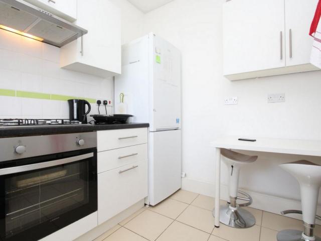 Room for rent in Walworth, Greater London