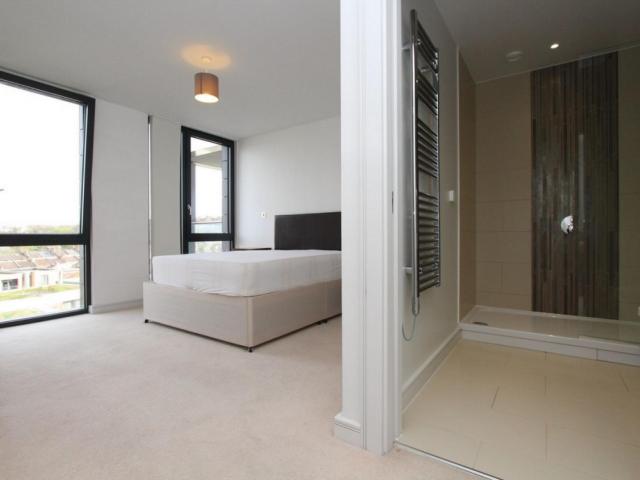 Room for rent in East Greenwich, Greater London