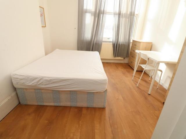 Room for rent in London Borough of Hounslow, Greater London