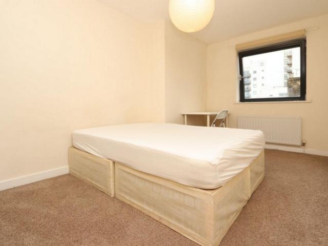 Room for rent in Maryland, Greater London