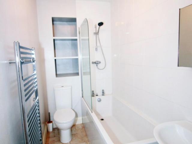 Room for rent in Loughborough Junction, Greater London