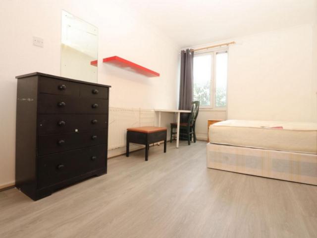 Room for rent in Old Ford, Bow