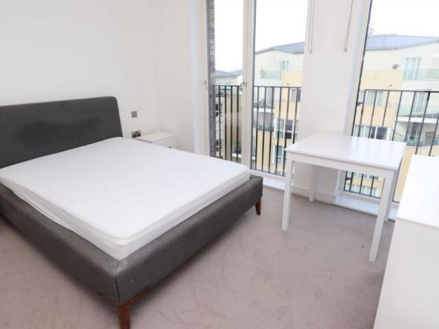 Room for rent in Rotherhithe, Greater London
