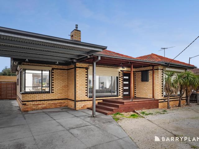 House for sale in Sunshine West