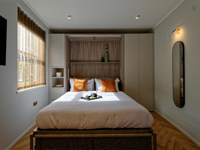 Apartment for rent in Brompton, Greater London