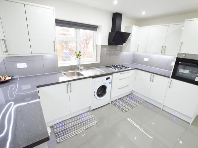 House for rent in Wexham, George Green