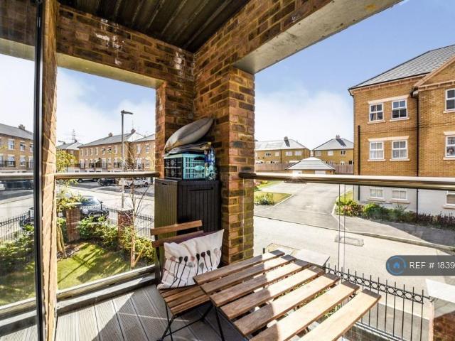Apartment for rent in Monks Orchard, Kent
