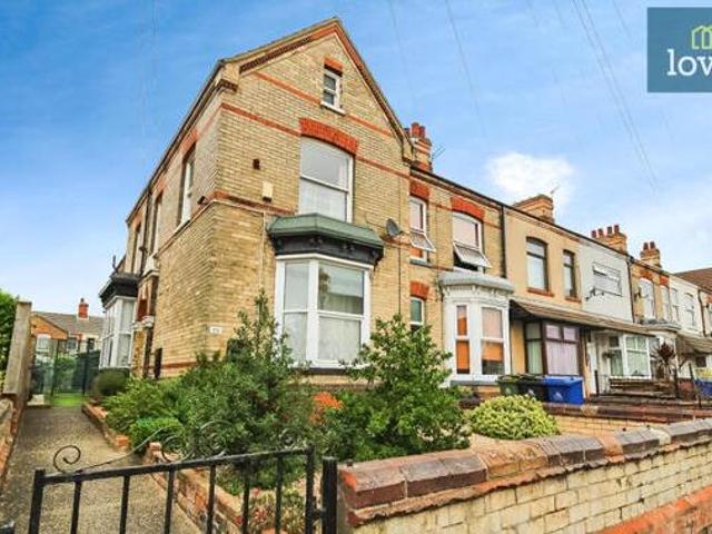 House for sale in Grimsby, North East Lincolnshire
