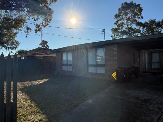 House for rent in Melton South, Melbourne