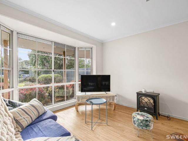House for rent in Altona Green, Melbourne