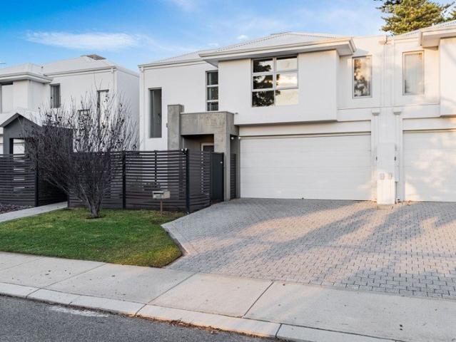 Townhouse for rent in Hamilton Hill, Western Australia