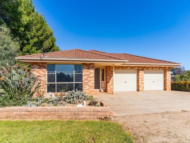 House for sale in Eugowra, New South Wales