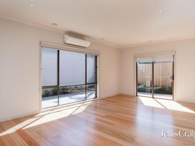 Townhouse for rent in Camerons Creek, Victoria