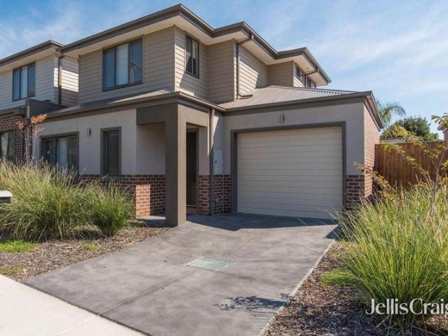 Townhouse for rent in Camerons Creek, Victoria