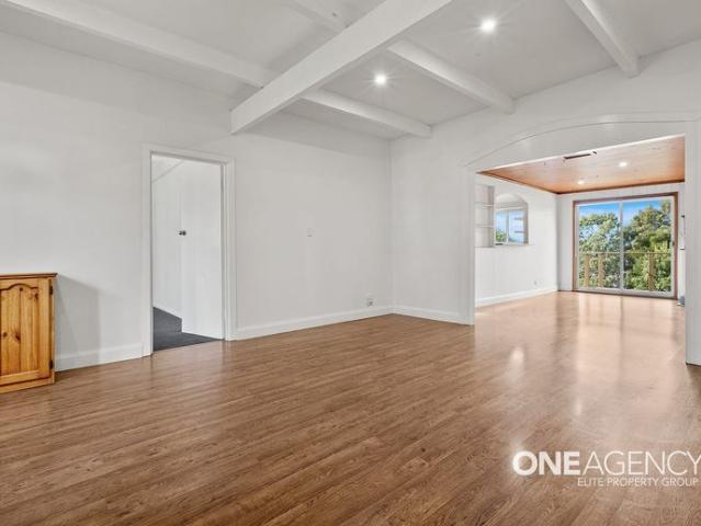 House for rent in Mollymook Beach, New South Wales