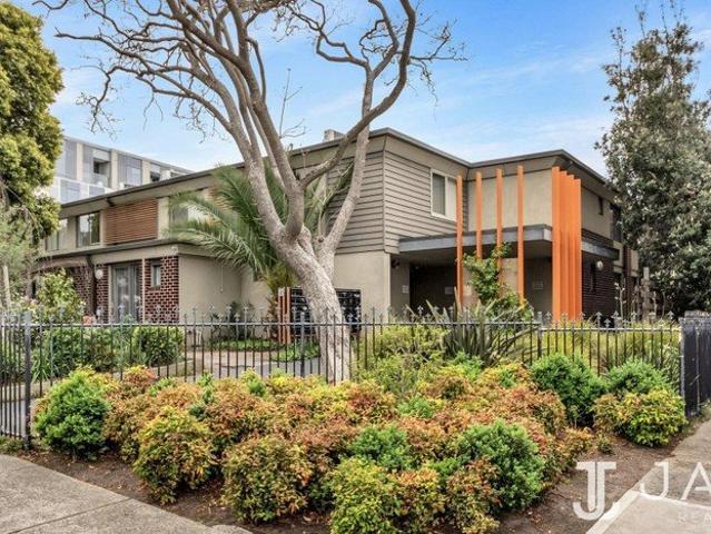Apartment for sale in Camerons Creek, Victoria