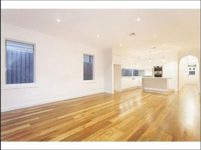 Apartment for rent in Essendon, Melbourne