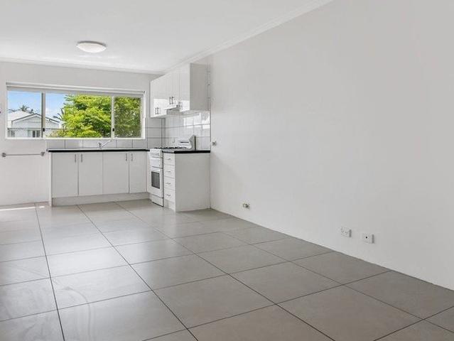 Apartment for rent in Stafford, Greater Brisbane