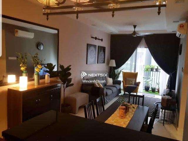Residential House for sale in Kuching, Bahagian Kuching
