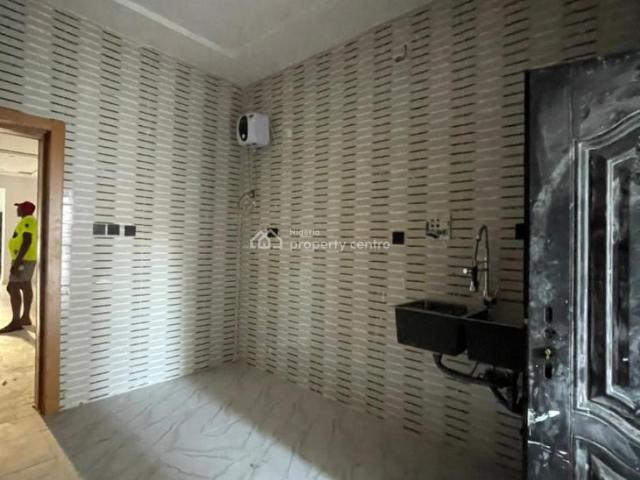 Detached house for sale in Lekki, Lagos