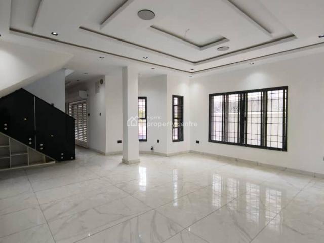 Detached duplex for rent in Eti Osa, Lagos