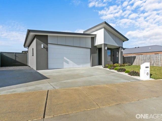 House for sale in Morwell, Victoria