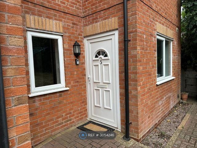 Apartment for rent in Crabbs Cross, Redditch
