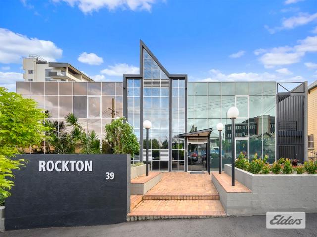 Office for rent in Toombul, Queensland