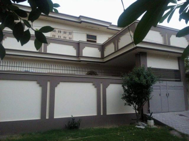 House for sale in Faisalabad, Islamabad Capital Territory