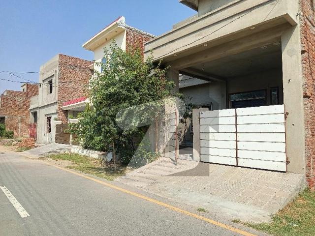 House for sale in Faisalabad, Islamabad Capital Territory