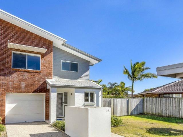 Townhouse for rent in Toombul, Queensland