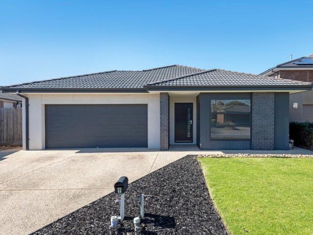 House for rent in Warralily Springs, Geelong