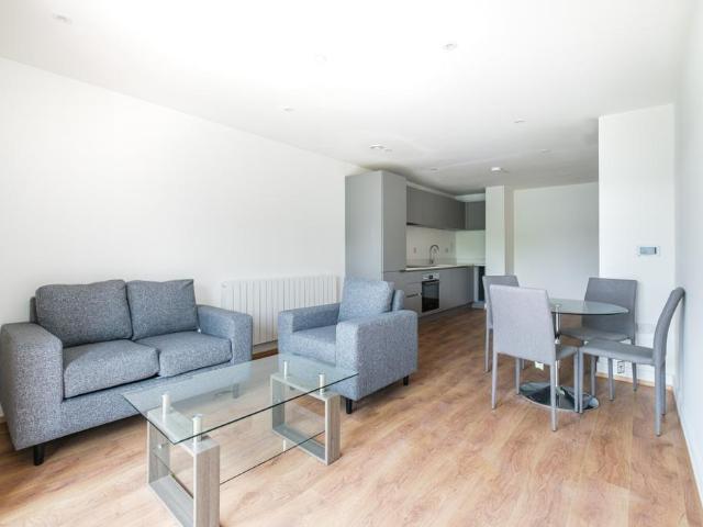 Apartment for rent in Hillview, Surrey