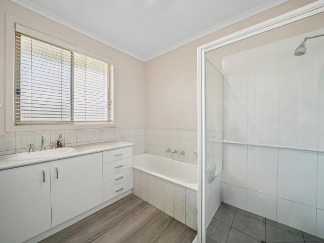 House for sale in Kaarimba, Victoria