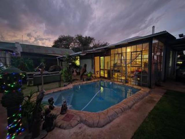 House for sale in Mohlakeng, Gauteng